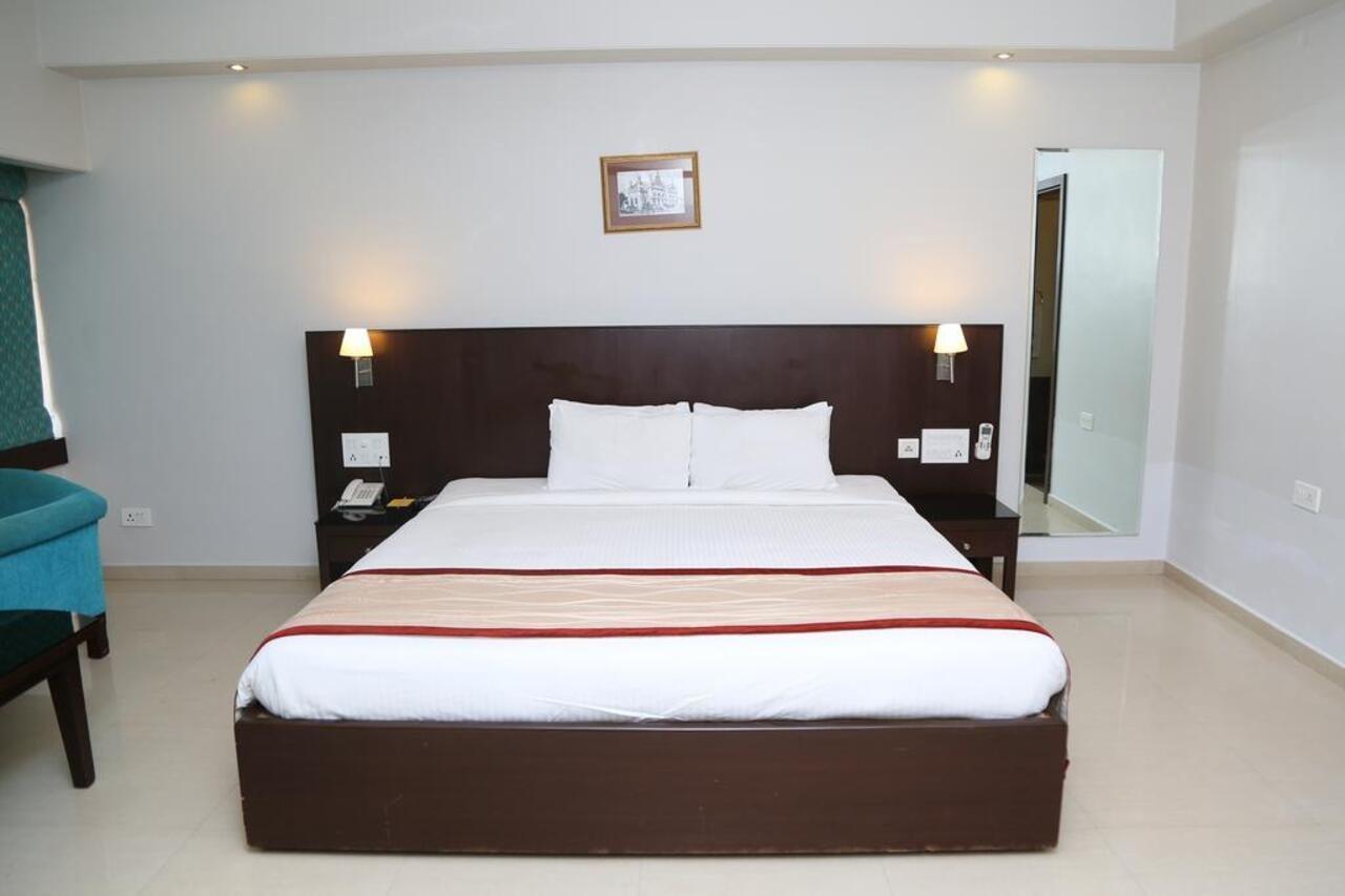 The Curzon Court Hotel Bangalore Luaran gambar