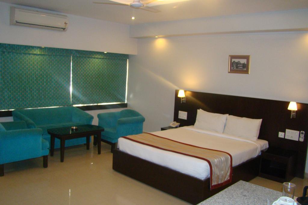 The Curzon Court Hotel Bangalore Luaran gambar