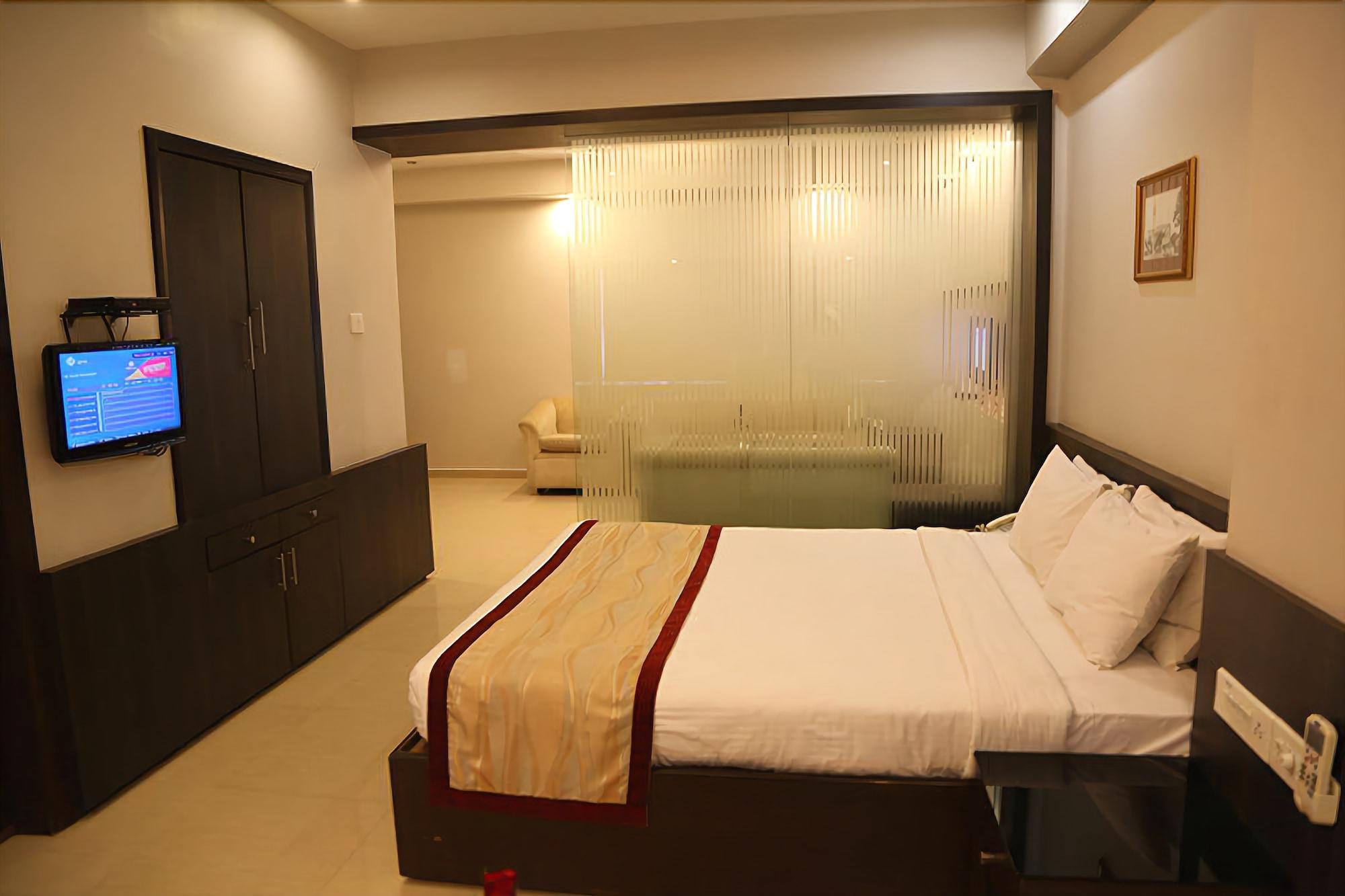 The Curzon Court Hotel Bangalore Luaran gambar