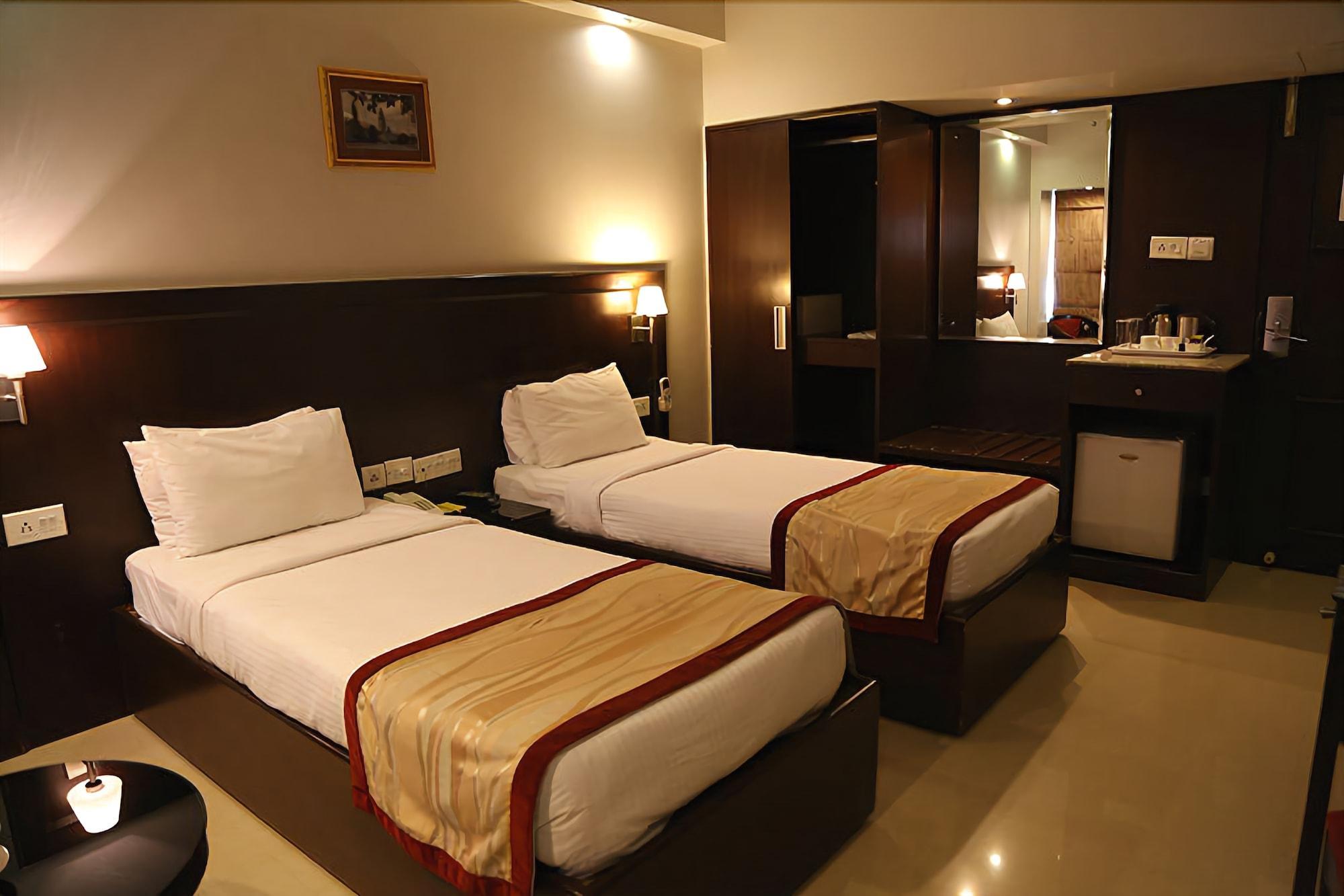 The Curzon Court Hotel Bangalore Luaran gambar