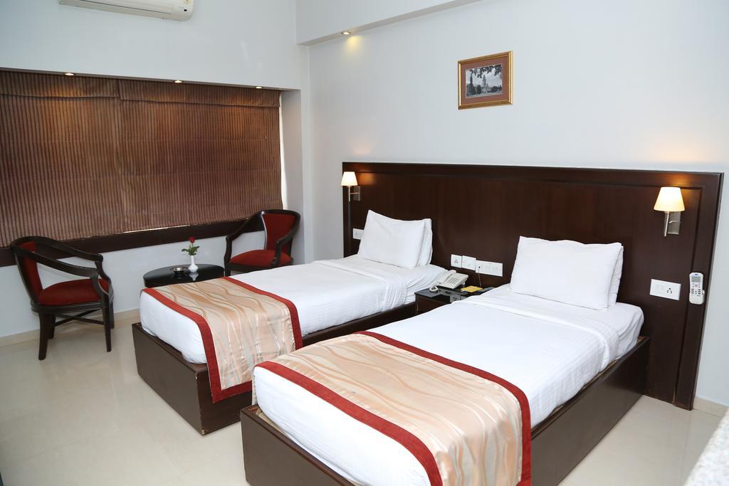 The Curzon Court Hotel Bangalore Luaran gambar