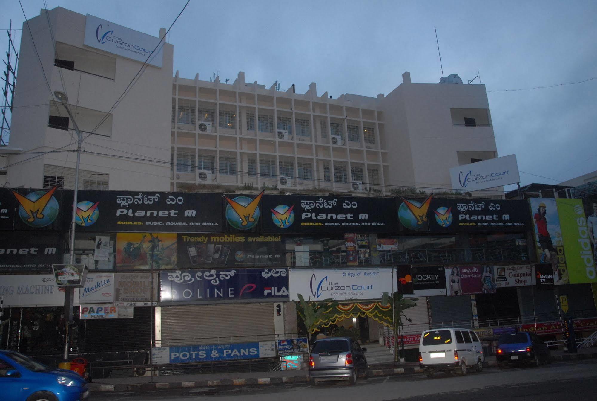 The Curzon Court Hotel Bangalore Luaran gambar