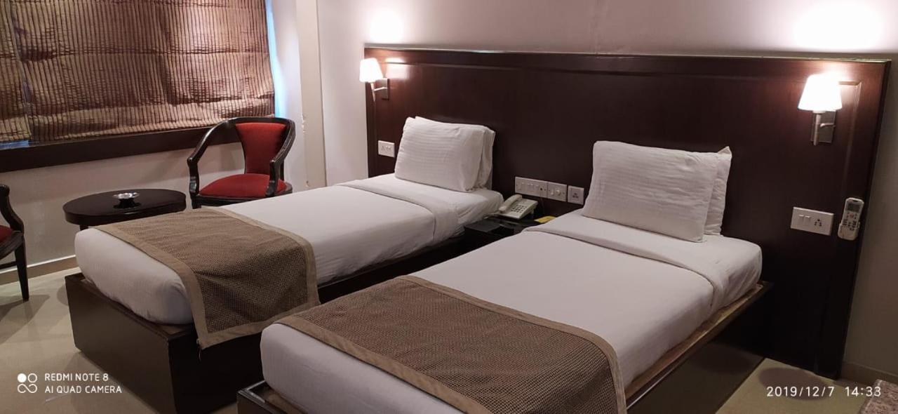 The Curzon Court Hotel Bangalore Luaran gambar